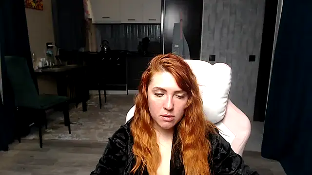 reginasmilee - Reginasmilee's free webcam - UK Sex Cams