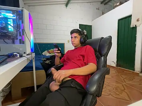 Max_TheHorseDick webcam