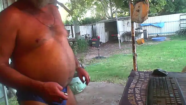 herbie010666 (M mature) - NAKED