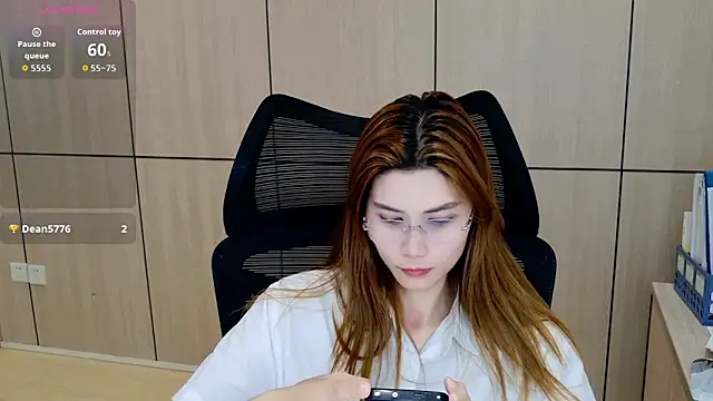 美女zhen-68在线直播