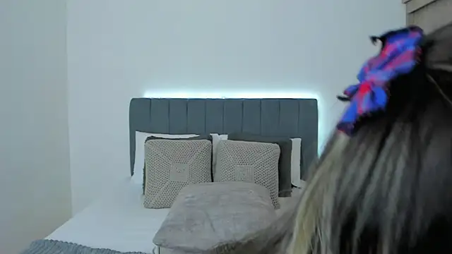 im_sarah34 - Im_sarah34's free webcam - UK Sex Cams