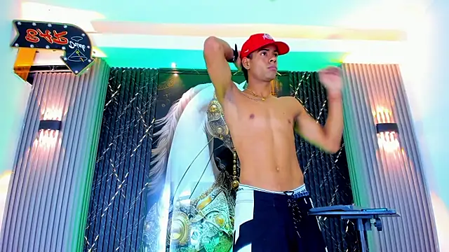 the_knights_of_the_night_ webcam