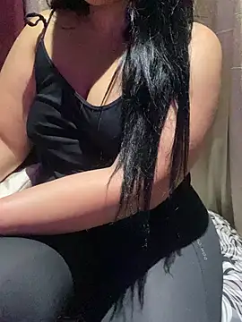 Webcam Model (Lina_Velvet_) is live