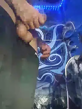 vergueo3 - Vergueo3's free webcam - UK Sex Cams