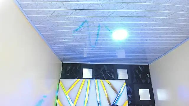 nikolpervertunlimit - NikolPervertUnlimit's free webcam - UK Sex Cams