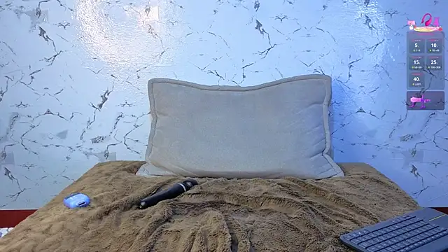 andrea_miller1 webcam