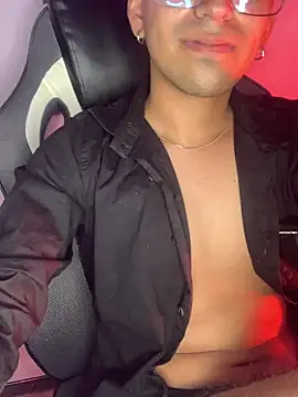 JeremySanders1_ webcam