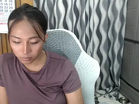 sweetiie_caren - Sweetiie_caren's free webcam - UK Sex Cams