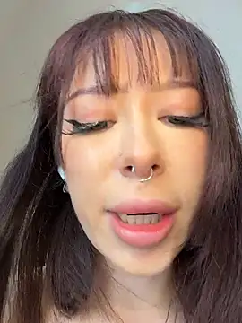 MaryMe__ Live Webcam on Stripchat