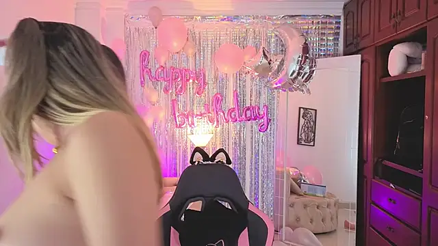 nataasha___ - NATAASHA___'s free webcam - UK Sex Cams