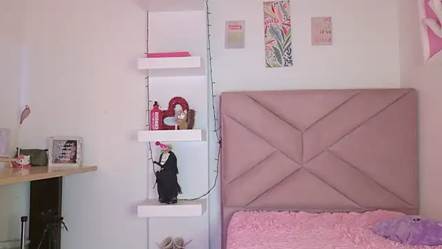 eva_sin18 live sex cam