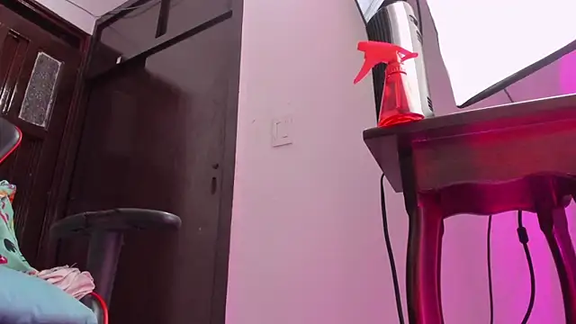 rihanna_hotx - Rihanna_hotx's free webcam - UK Sex Cams