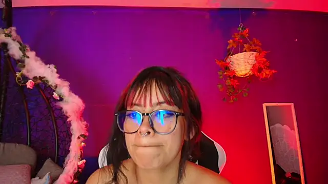 vanelope11 - Vanelope11's free webcam - UK Sex Cams