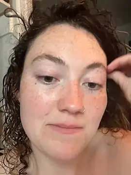 Curliegirlie webcam