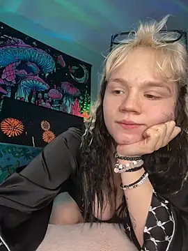 Cutiepiespanks webcam