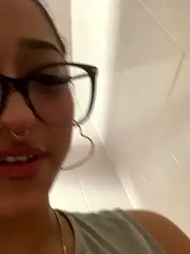 LilithMonette live sex cam