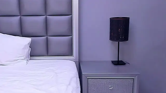 HellennSweet live sex cam