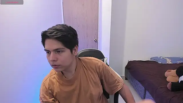 asta_yunoxxx - Asta_YunoXXX's free webcam - UK Sex Cams