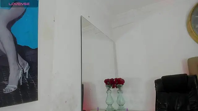 Adara_Ferrara webcam