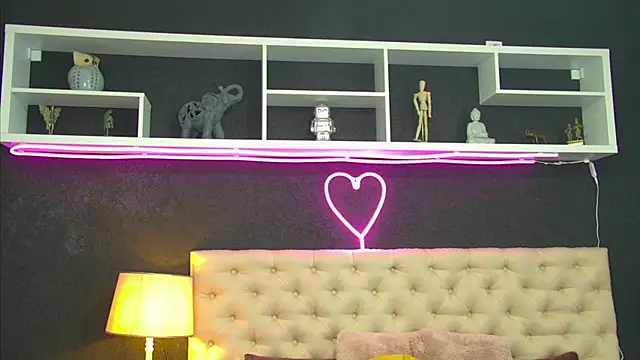 TaniaKaverina webcam