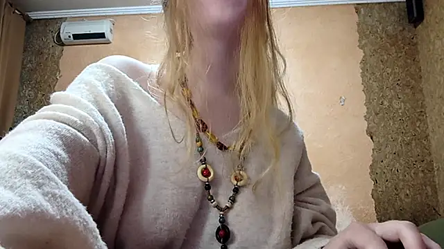 KateVibe_01 webcam
