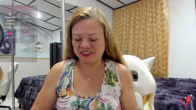 alicee__mature webcam