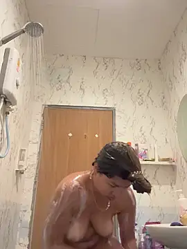 Ponthip live sex cam