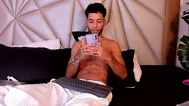 Thiagoferreti webcam