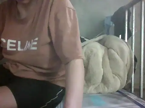 linbi135 - Linbi135's free webcam - UK Sex Cams