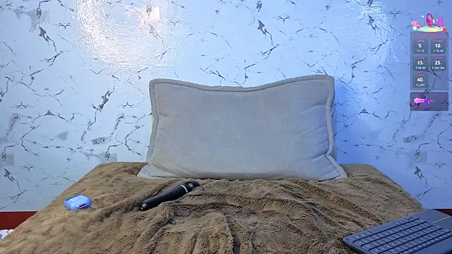 andrea_miller1 webcam