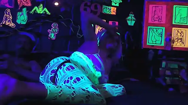 DaddyAndSplashQueen webcam