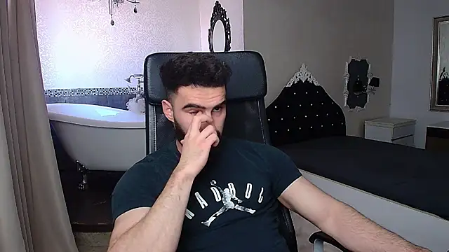 MicahLane live sex cam