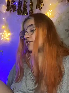 Sophia_Weest99 webcam