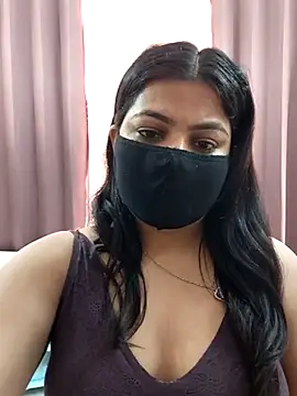 Webcam Model (Half_girlfrnd_530)  is live.Free join now!