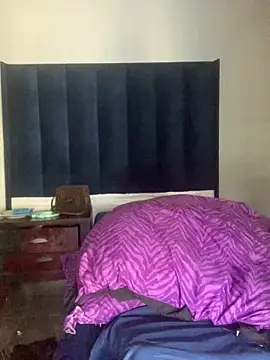 Creamy_bitchxxx webcam