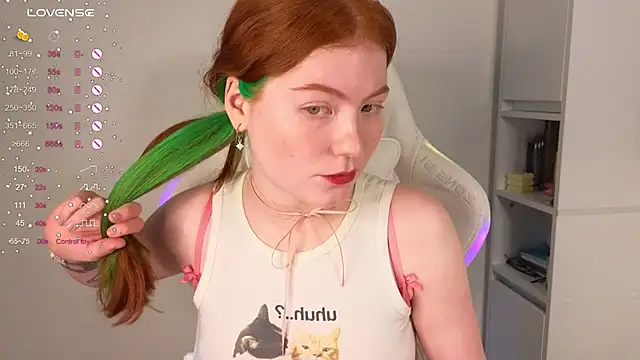 gingercute17 webcam