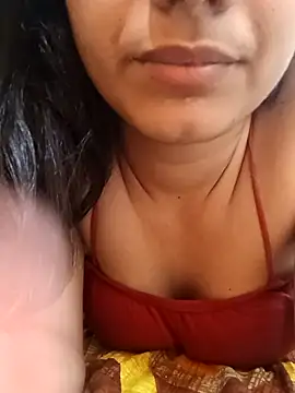 CuteSarikaLIVE webcam