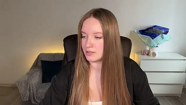 EvaMaddison Stripchat cam model