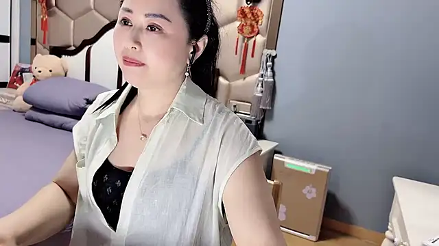 yaoyao22678 webcam