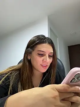 Webcam Model (Alison_parkerrr)  is live.Free join now!