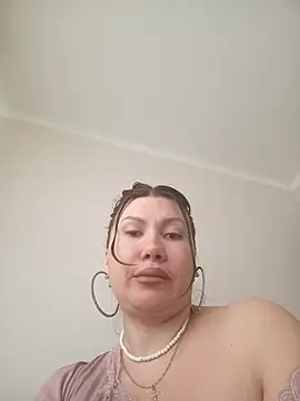 ROXOLANAA_SEXY webcam