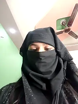 Webcam Model (Aafreen_36)  is live.Free join now!