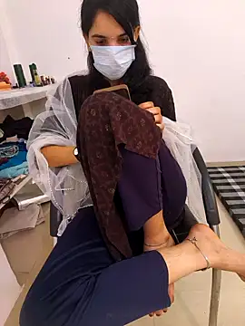 tanzum_khan_3202_ (F young) - BUY A NEW LEPTOP 💵