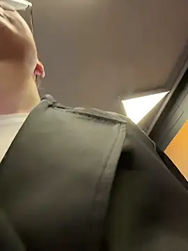 I am in public😘!PM 11 tk, #usetipmenu, Pvt open. Naked - 400 tk, squirt - 666 tk. 