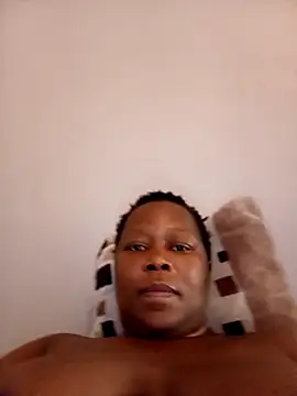 Webcam Model (Sweetpussy17)  is live.Free join now!