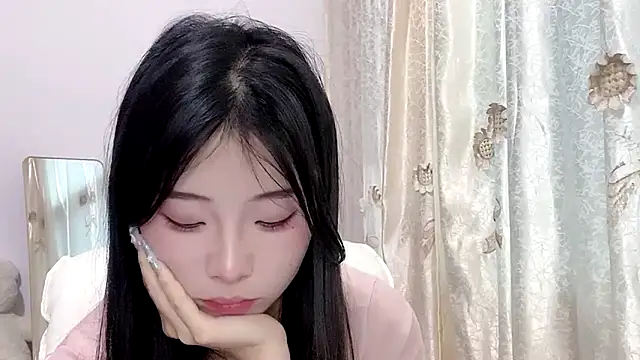 yiyibaby2026 Stripchat cam model