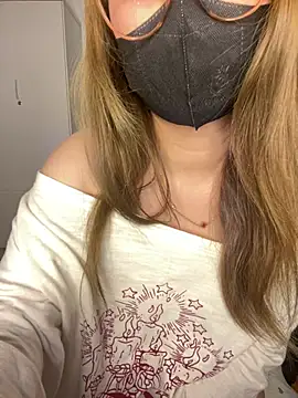 Meowyeuk6 Stripchat cam model