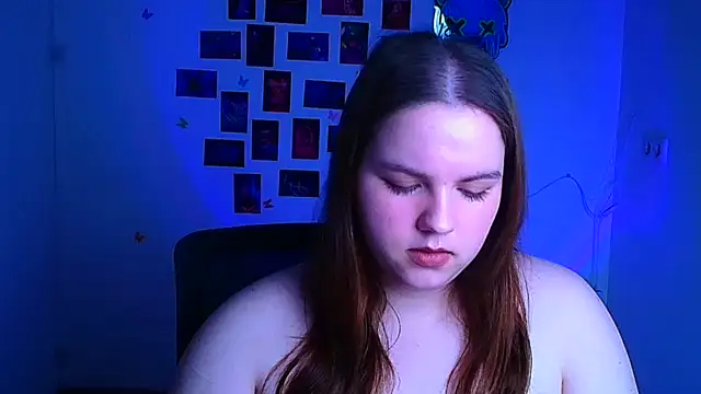 Kitty_Mia_Kitty Stripchat cam model