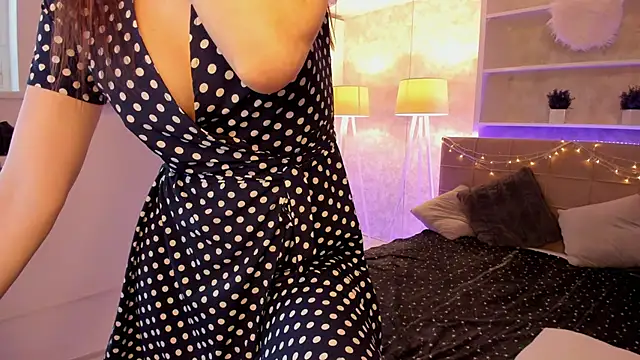 isabelkiss - IsabelKiss's free webcam - UK Sex Cams