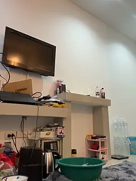 ponthip - Ponthip's free webcam - UK Sex Cams